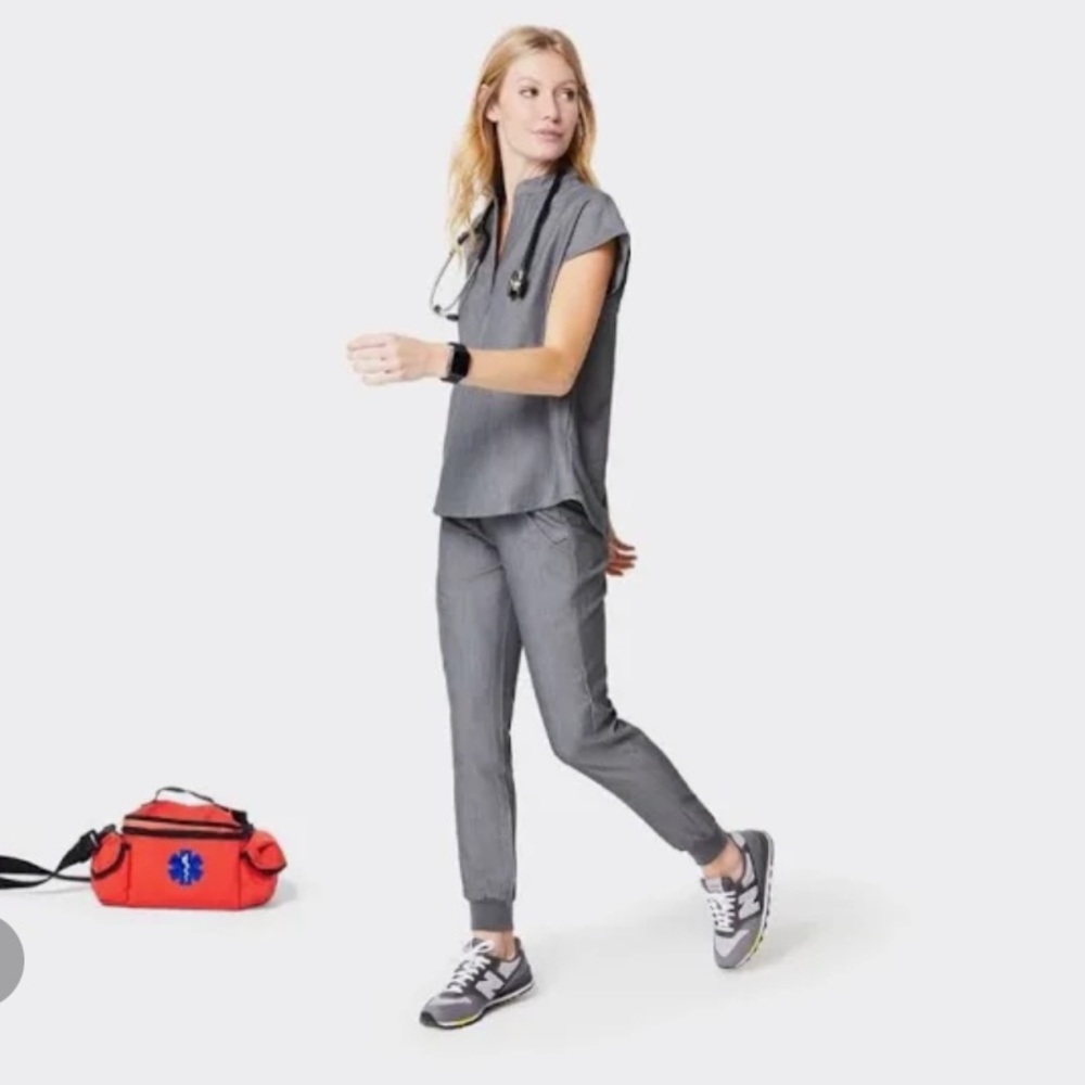 FIGS scrub joggers